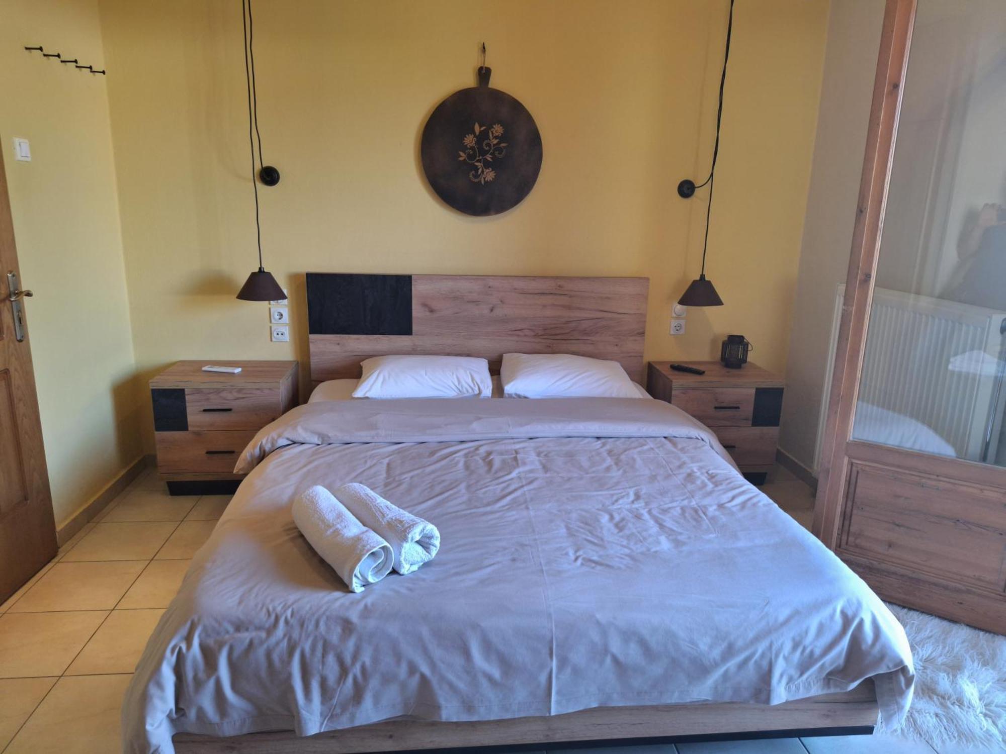 Skourgias Rooms กาลาเนรา ภายนอก รูปภาพ